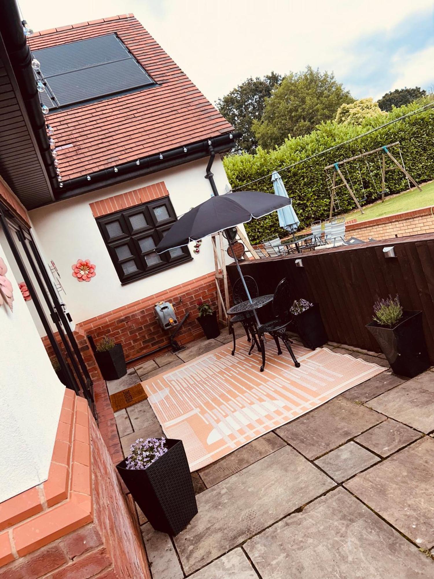 Claverley Hideaway Apartment Bridgnorth Вулвергемптон Экстерьер фото